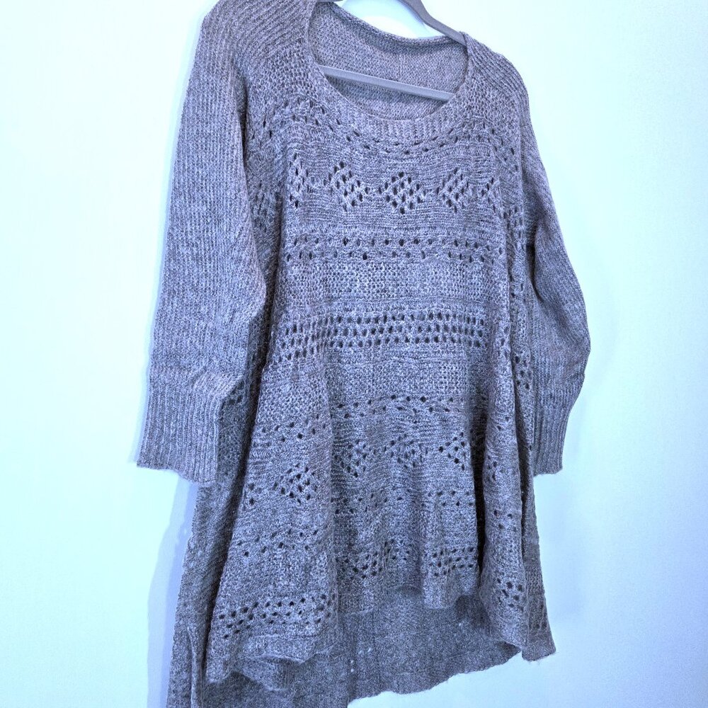 Simply Noelle Lightweight Open Knit Tunic Sweater Size S/M